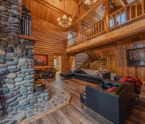 Unplug. Unwind. Welcome to Wilderness Club Lodge