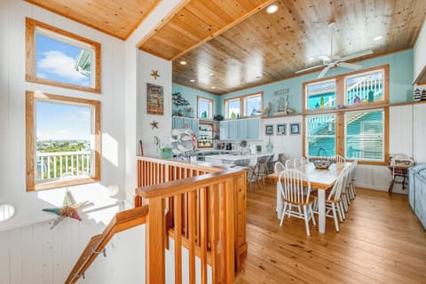 Basic House | Private kitchen