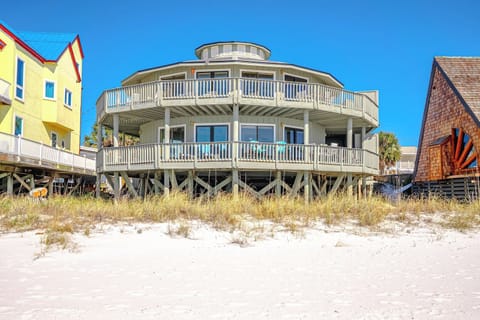Panorama Beach House!