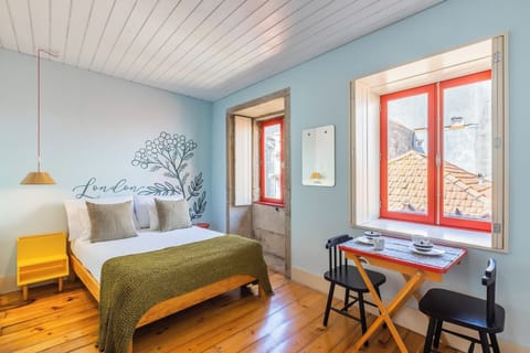 Studio with Comfortable Double-Bed and Air Conditioner