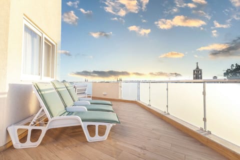 Penthouse, City View | Terrace/patio