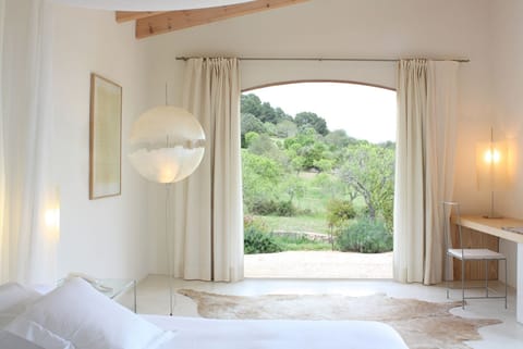 Junior Suite, Balcony, Garden View | In-room safe, free WiFi