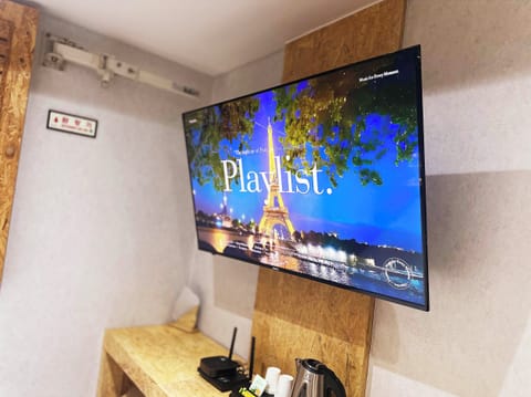 Deluxe Room | Free WiFi