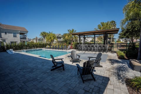 Outdoor Bar & Grille