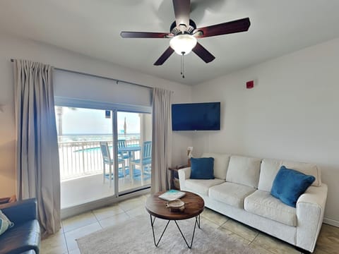 Welcome to Tradewinds #002 - Sandy Beachfront Bliss in Orange Beach, Alabama!