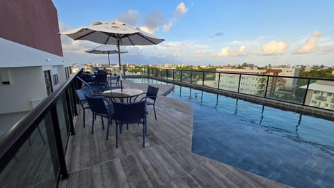 Indoor pool, outdoor pool