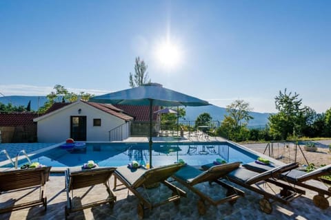 Holiday Home Swimming Pool