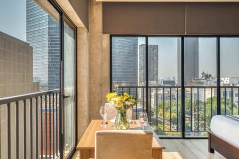 Studio Suite, 1 Double Bed, Kitchenette, City View (Juarez 56 1201) | Interior