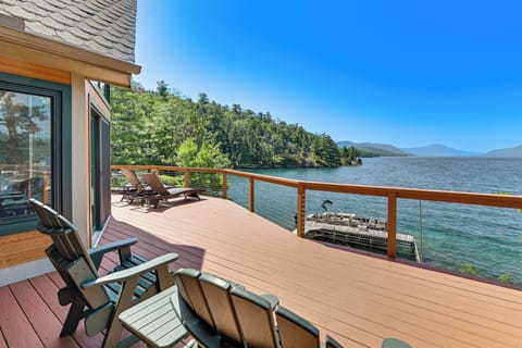 Putnam Station Vacation Rental | 3BR | 2.5BA | 3,300 Sq Ft | Stairs to Access