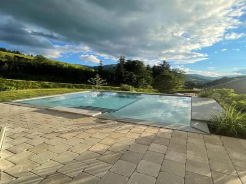 Holiday Home Swimming Pool