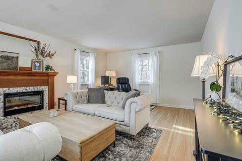 Living Area | Electric Fireplace | Dedicated Workspace | Free WiFi | 1st Floor