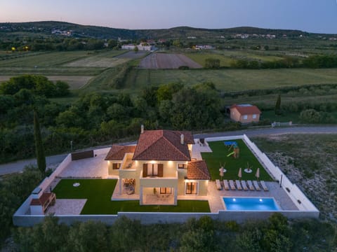 House | 4 bedrooms