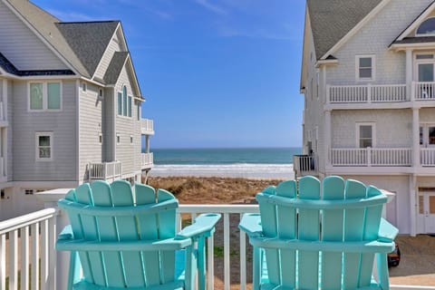 First floor deck ocean views