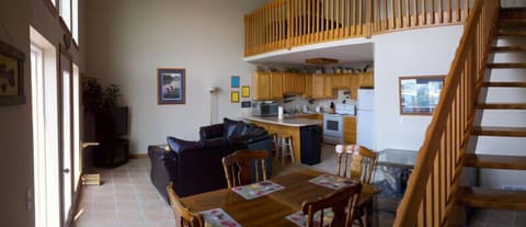 Premium Townhome, Multiple Bedrooms | In-room dining