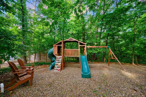 Tiny adventurers, big smiles! Our playset is where kids burn energy and parents earn peace and quiet. Everyone wins.