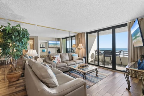 Condo, Multiple Beds (Sand Dollar 1105) | Living area