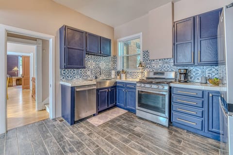 Small functional kitchen