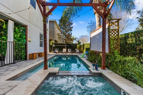 22-web-or-mls-LetsGoClick-020