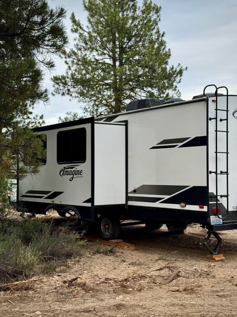 30'  Camper back View