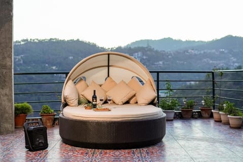 Deluxe Villa, Hill View | Property grounds