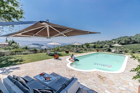 Umbrella, Swimming Pool, Leisure, Outdoor Furniture, Shade, Resort, Eco Hotel, Estate, Garden, Landscaping
