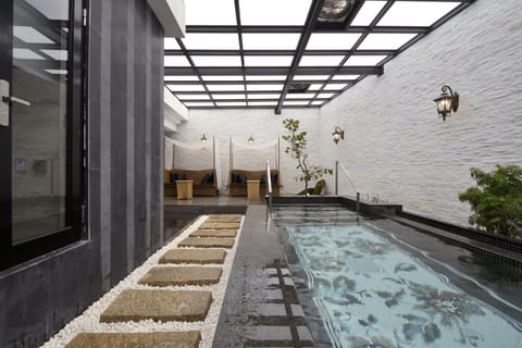Deluxe Room, Private Pool (checkin after 21pm on Saturday),Stay over 2 nights need to pay extra | Premium bedding, free minibar, in-room safe, soundproofing