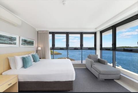 King Size Master Bed with River View