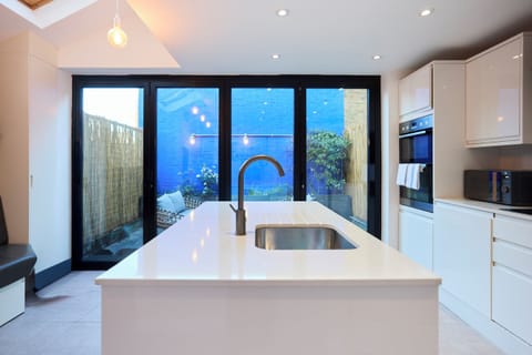 House | Private kitchen