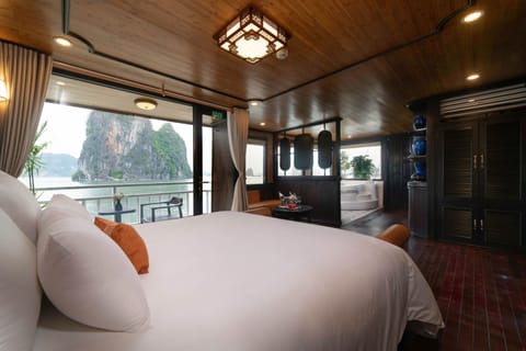 Presidential Suite, Balcony | 1 bedroom, premium bedding, pillowtop beds, minibar