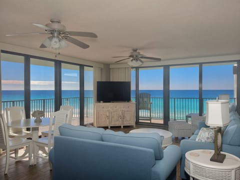 Amazing East Corner Unit w/740 sq Ft of Balcony,  6th Floor End Unit, Spectacular Views