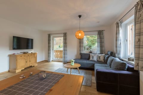 Apartment | Living room