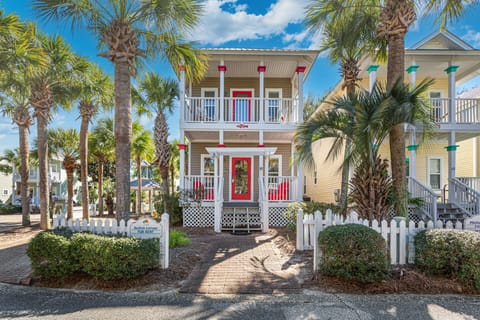 Redfish Cottage Exterior