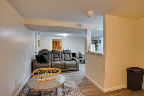 Elmont Vacation Rental | 1BR | 1BA | 1,100 Sq Ft