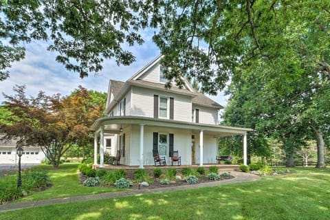 Exterior | Rocking Chair Porch & Manicured Lawn