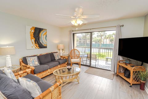 St. Augustine Beach Rentals Living Room