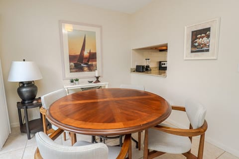 St. Augustine Beach Vacation Rental Dining Room