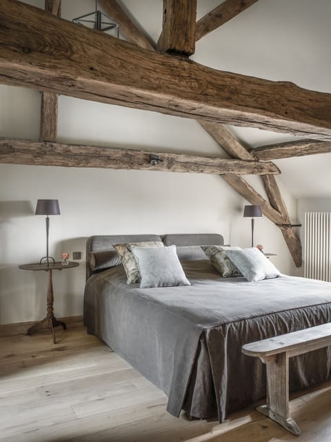 Minibar, in-room safe, desk, soundproofing