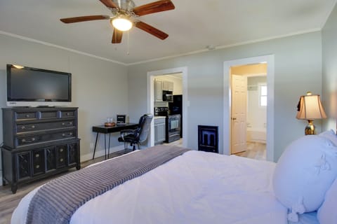 Huntsville Vacation Rental | Studio | 1BA | Dedicate Workspace