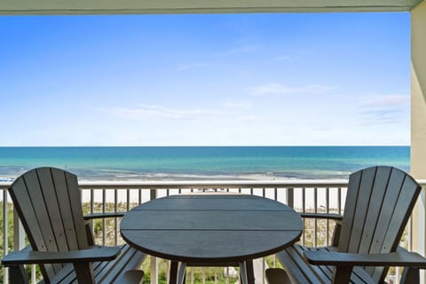 Private Full Balcony - Beach Views