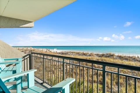 Balcony - Outdoor Furniture - Beach View
