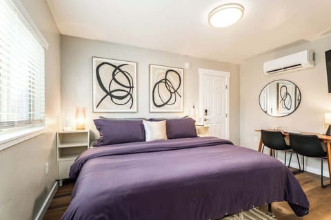 #StayinMyDistrict #BookDirect