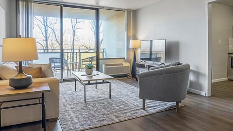 Apartment (1 Bedroom) | Living area | TV