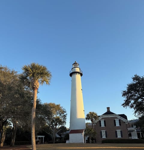  St. Simons lighthouse, at the pier and Neptune park (library, playground, pool)