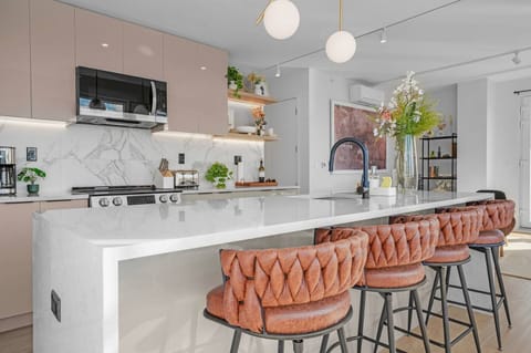Comfort Studio, City View | Private kitchen