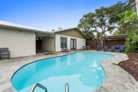 Beautiful 15` x 31` private pool - can be heated for additional fee