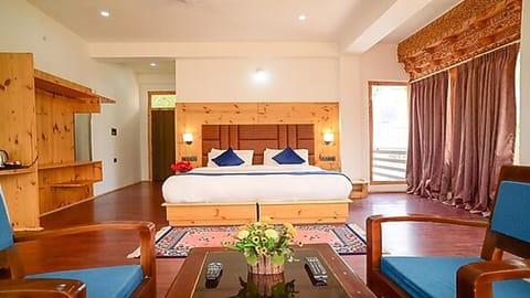 Premium Double Room, Mountain View | WiFi (free)
