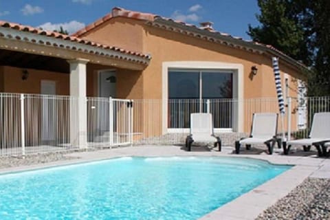Holiday Home Swimming Pool