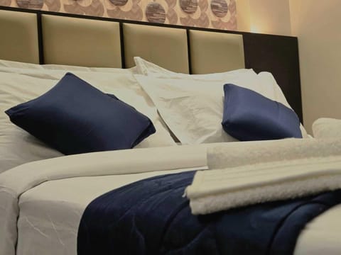 Excutive Room | WiFi (free), bed sheets