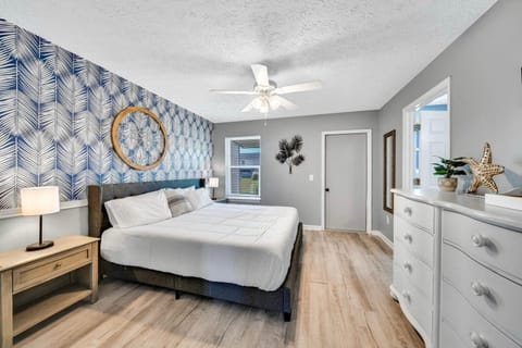 Master bedroom with comfy king bed and stylish decor + ensuite bathroom (sleeps 2)