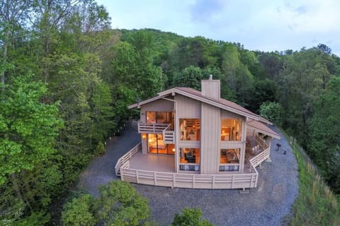 Aerial of Viewpoint House